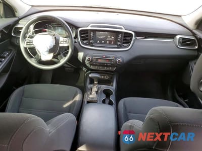 Zdjęcie 8 z 14 samochodu: 2019 KIA SORENTO S V6 VIN:5XYPG4A54KG594150 - miniatura
