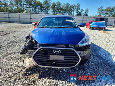 Piąte zdjęcie samochodu w środku: 2016 HYUNDAI VELOSTER TURBO VIN:KMHTC6AEXGU272233 - miniatura