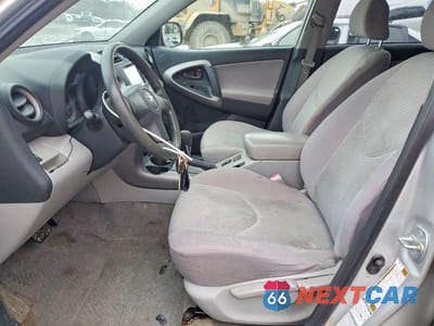 Zdjęcie 7 z 12 samochodu: 2007 TOYOTA RAV4 BASE VIN:JTMBD33V175114592 - miniatura