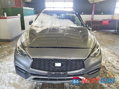 Piąte zdjęcie samochodu w środku: 2019 INFINITI QX30 ESSENTIAL VIN:SJKCH5CRXKA010316 - miniatura