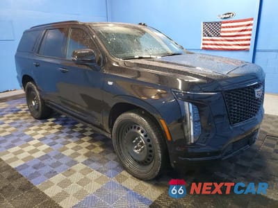 Czwarte zdjęcie samochodu z boku: 2026 CADILLAC ESCALADE SPORT PLATINUM VIN:1GYS9GKL4TR130369 - miniatura