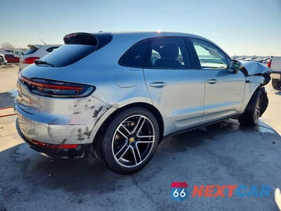 Trzecie zdjęcie samochodu z tyłu: 2020 PORSCHE MACAN VIN:WP1AA2A50LLB13343 - miniatura
