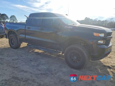 Czwarte zdjęcie samochodu z boku: 2019 CHEVROLET SILVERADO K1500 TRAIL BOSS CUSTOM VIN:1GCRYCEF0KZ297333 - miniatura