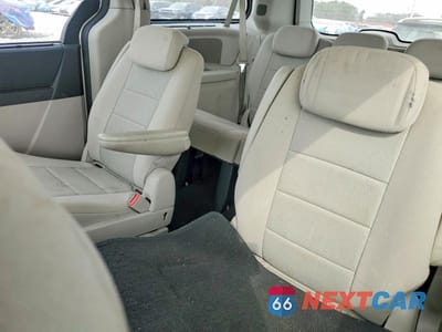 Zdjęcie 11 z 13 samochodu: 2008 DODGE GRAND CARAVAN SXT VIN:2D8HN54X88R625421 - miniatura