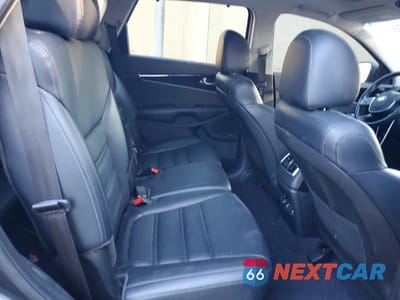 Zdjęcie 11 z 12 samochodu: 2019 KIA SORENTO EX V6 VIN:5XYPH4A55KG556195 - miniatura