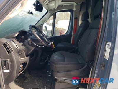 Zdjęcie 7 z 13 samochodu: 2020 RAM PROMASTER 3500 DELIVERY VAN VIN:3C6URVJG3LE129496 - miniatura