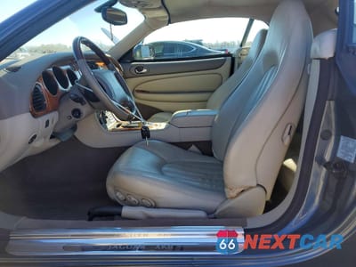 Zdjęcie 7 z 13 samochodu: 2000 JAGUAR XK8 VIN:SAJJA42C9YNA02400 - miniatura