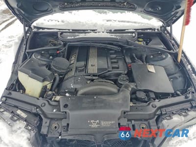 Zdjęcie 11 z 12 samochodu: 2003 BMW 325 XI VIN:WBAEU334X3PM56994 - miniatura