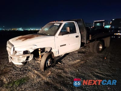 1998 DODGE RAM 3500 3B6MC36D2WM208105 - główne zdjęcie licytacji z USA - miniatura