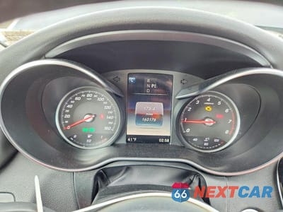 Zdjęcie 9 z 12 samochodu: 2016 MERCEDES-BENZ C 300 4MATIC VIN:55SWF4KB9GU108593 - miniatura