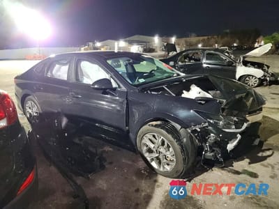 Czwarte zdjęcie samochodu z boku: 2023 HYUNDAI SONATA SEL VIN:KMHL14JA1PA346700 - miniatura