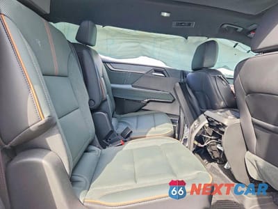 Zdjęcie 11 z 13 samochodu: 2025 GMC ACADIA AT4 VIN:1GKENPRS8SJ286430 - miniatura