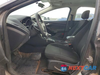 Zdjęcie 7 z 12 samochodu: 2018 FORD FOCUS SE VIN:1FADP3F26JL262425 - miniatura