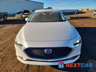 Piąte zdjęcie samochodu w środku: 2025 MAZDA 3 SELECT SPORT VIN:JM1BPABMXS1798353 - miniatura