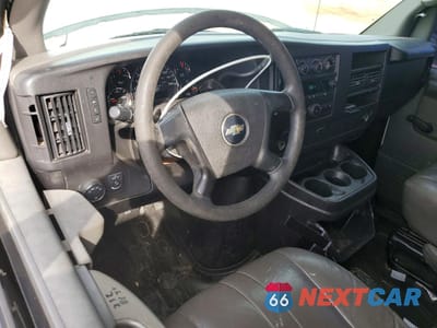 Zdjęcie 8 z 14 samochodu: 2010 CHEVROLET EXPRESS G1500 VIN:1GCUGADX7A1102840 - miniatura