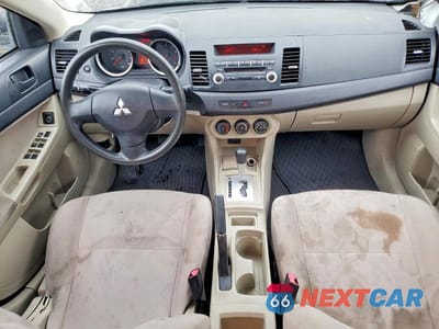 Zdjęcie 8 z 12 samochodu: 2010 MITSUBISHI LANCER DE VIN:JA32U1FU5AU029306 - miniatura