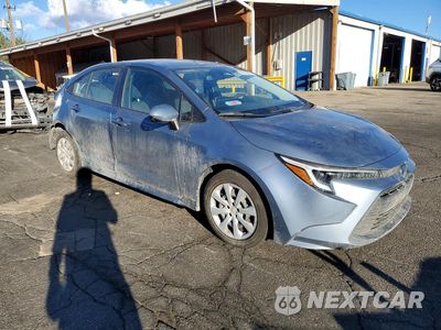 Czwarte zdjęcie samochodu z boku: 2023 TOYOTA COROLLA HYBRID LE VIN:JTDBCMFE6P3010339 - miniatura