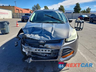 Piąte zdjęcie samochodu w środku: 2014 FORD ESCAPE S VIN:1FMCU0F70EUB05459 - miniatura
