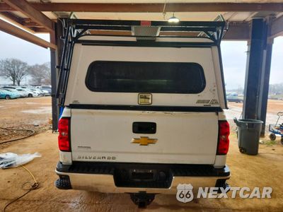 Zdjęcie 6 z 13 samochodu: 2018 CHEVROLET SILVERADO K2500 HEAVY DUTY VIN:1GC1KUEG8JF132062 - miniatura