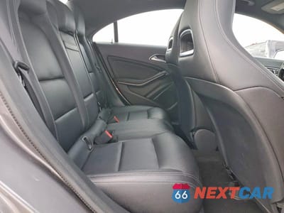 Zdjęcie 10 z 12 samochodu: 2018 MERCEDES-BENZ CLA 250 4MATIC VIN:WDDSJ4GB5JN539812 - miniatura