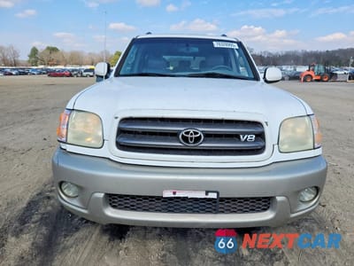 Piąte zdjęcie samochodu w środku: 2004 TOYOTA SEQUOIA VIN:5TDZT34A04S232877 - miniatura