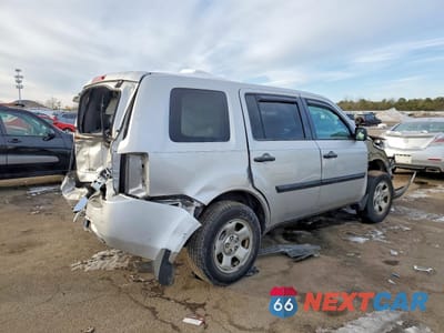 Trzecie zdjęcie samochodu z tyłu: 2015 HONDA PILOT LX VIN:5FNYF4H28FB010171 - miniatura