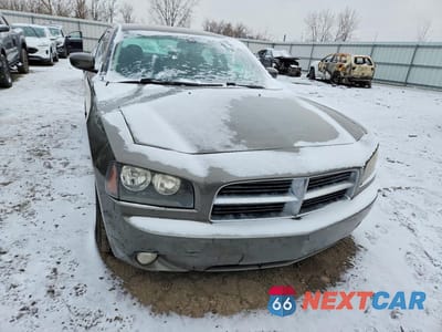 Piąte zdjęcie samochodu w środku: 2010 DODGE CHARGER SXT VIN:2B3CA3CV5AH168542 - miniatura