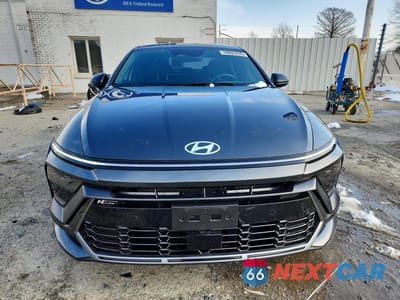 Piąte zdjęcie samochodu w środku: 2024 HYUNDAI SONATA N LINE VIN:KMHL54JC6RA400310 - miniatura