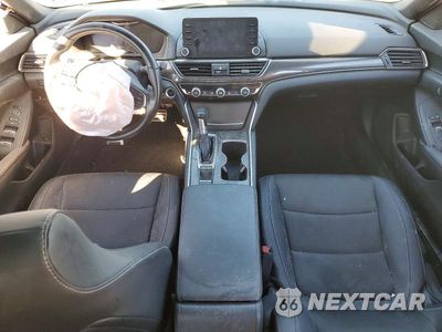 Zdjęcie 8 z 12 samochodu: 2020 HONDA ACCORD SPORT VIN:1HGCV1F35LA148070 - miniatura