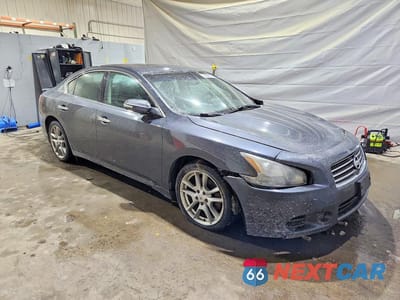 Czwarte zdjęcie samochodu z boku: 2010 NISSAN MAXIMA 3.5 S VIN:1N4AA5AP9AC802451 - miniatura