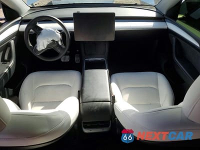 Zdjęcie 8 z 12 samochodu: 2023 TESLA MODEL Y VIN:7SAYGDEF3PF741129 - miniatura