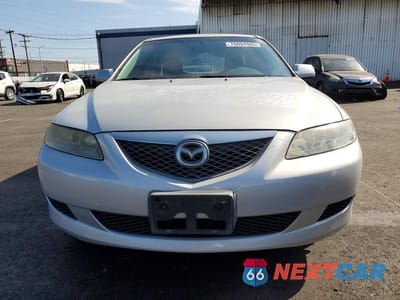 Piąte zdjęcie samochodu w środku: 2003 MAZDA 6 I VIN:1YVFP80C135M04523 - miniatura