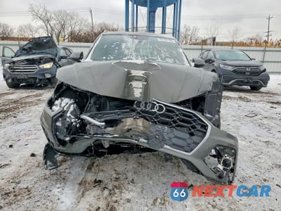 Piąte zdjęcie samochodu w środku: 2023 AUDI Q5 PREMIUM PLUS 45 VIN:WA1EAAFY8P2119784 - miniatura