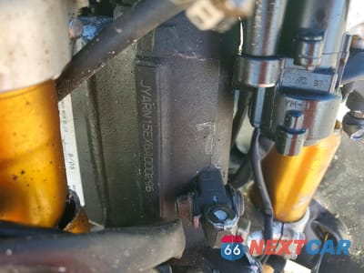 Zdjęcie 9 z 10 samochodu: 2006 YAMAHA YZFR1 VIN:JYARN15EX6A000296 - miniatura