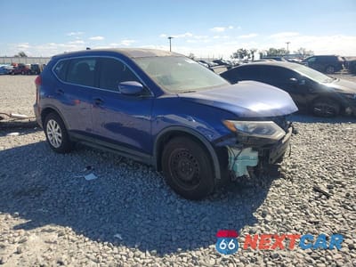 Czwarte zdjęcie samochodu z boku: 2017 NISSAN ROGUE S VIN:KNMAT2MT4HP527358 - miniatura