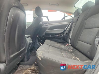 Zdjęcie 10 z 13 samochodu: 2019 HYUNDAI ELANTRA SEL VIN:5NPD84LF6KH445429 - miniatura