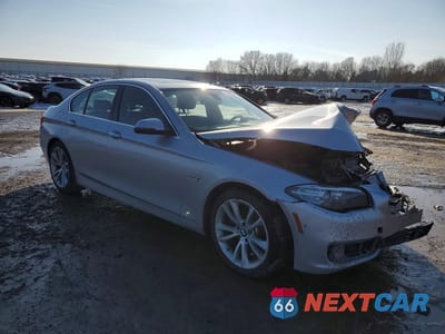 Czwarte zdjęcie samochodu z boku: 2015 BMW 528 XI VIN:WBA5A7C52FD626909 - miniatura