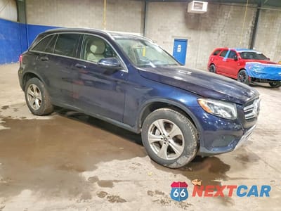Czwarte zdjęcie samochodu z boku: 2017 MERCEDES-BENZ GLC 300 4MATIC VIN:WDC0G4KB9HF249045 - miniatura