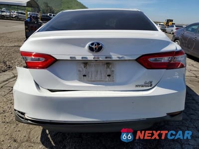 Zdjęcie 6 z 11 samochodu: 2018 TOYOTA CAMRY LE VIN:4T1B31HKXJU502211 - miniatura