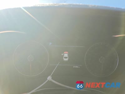 Zdjęcie 9 z 12 samochodu: 2019 GENESIS G70 2.0T ADVANCED VIN:KMTG44LAXKU022468 - miniatura