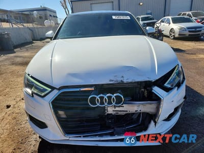 Piąte zdjęcie samochodu w środku: 2018 AUDI A3 PREMIUM VIN:WAUAUGFF0J1038852 - miniatura