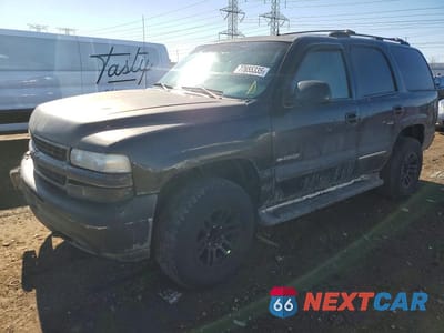 2002 CHEVROLET TAHOE K1500 1GNEK13Z62J155057 - główne zdjęcie licytacji z USA - miniatura