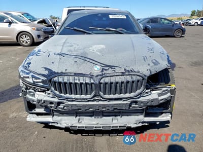 Piąte zdjęcie samochodu w środku: 2025 BMW 330I VIN:3MW69CW00S8F34758 - miniatura