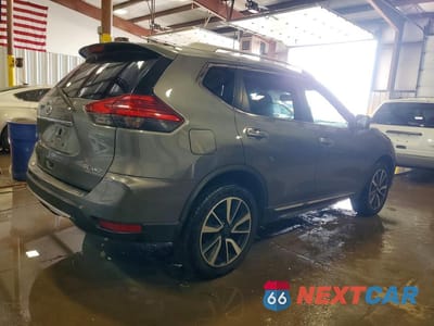 Trzecie zdjęcie samochodu z tyłu: 2017 NISS ROGUE SL VIN:5N1AT2MV1HC847838 - miniatura