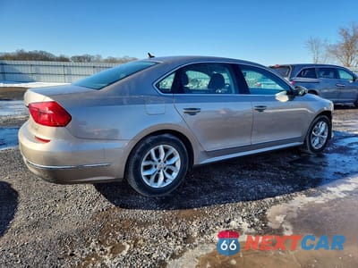 Trzecie zdjęcie samochodu z tyłu: 2016 VOLKSWAGEN PASSAT S VIN:1VWAT7A31GC022334 - miniatura