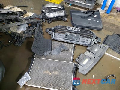 Zdjęcie 12 z 14 samochodu: 2019 AUDI Q7 PREMIUM PLUS VIN:WA1LAAF73KD047081 - miniatura