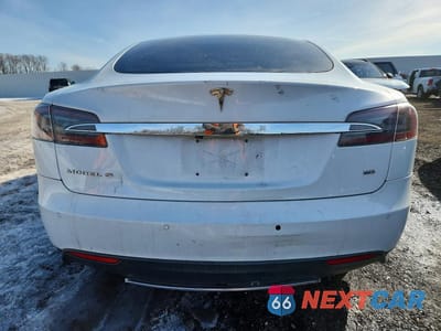 Zdjęcie 6 z 12 samochodu: 2014 TESLA MODEL S VIN:5YJSA1H1XEFP38471 - miniatura