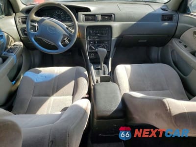 Zdjęcie 8 z 11 samochodu: 1998 TOYOTA CAMRY LE VIN:JT2BG22K3W0236447 - miniatura