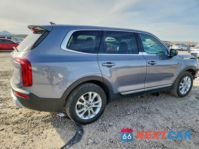 Trzecie zdjęcie samochodu z tyłu: 2020 KIA TELLURIDE LX VIN:5XYP2DHC8LG070360 - miniatura