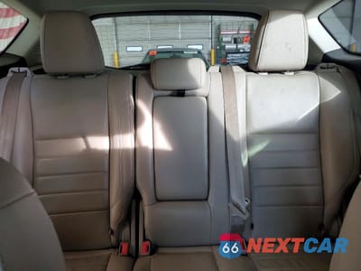 Zdjęcie 10 z 13 samochodu: 2016 FORD C-MAX SEL VIN:1FADP5BU4GL104600 - miniatura